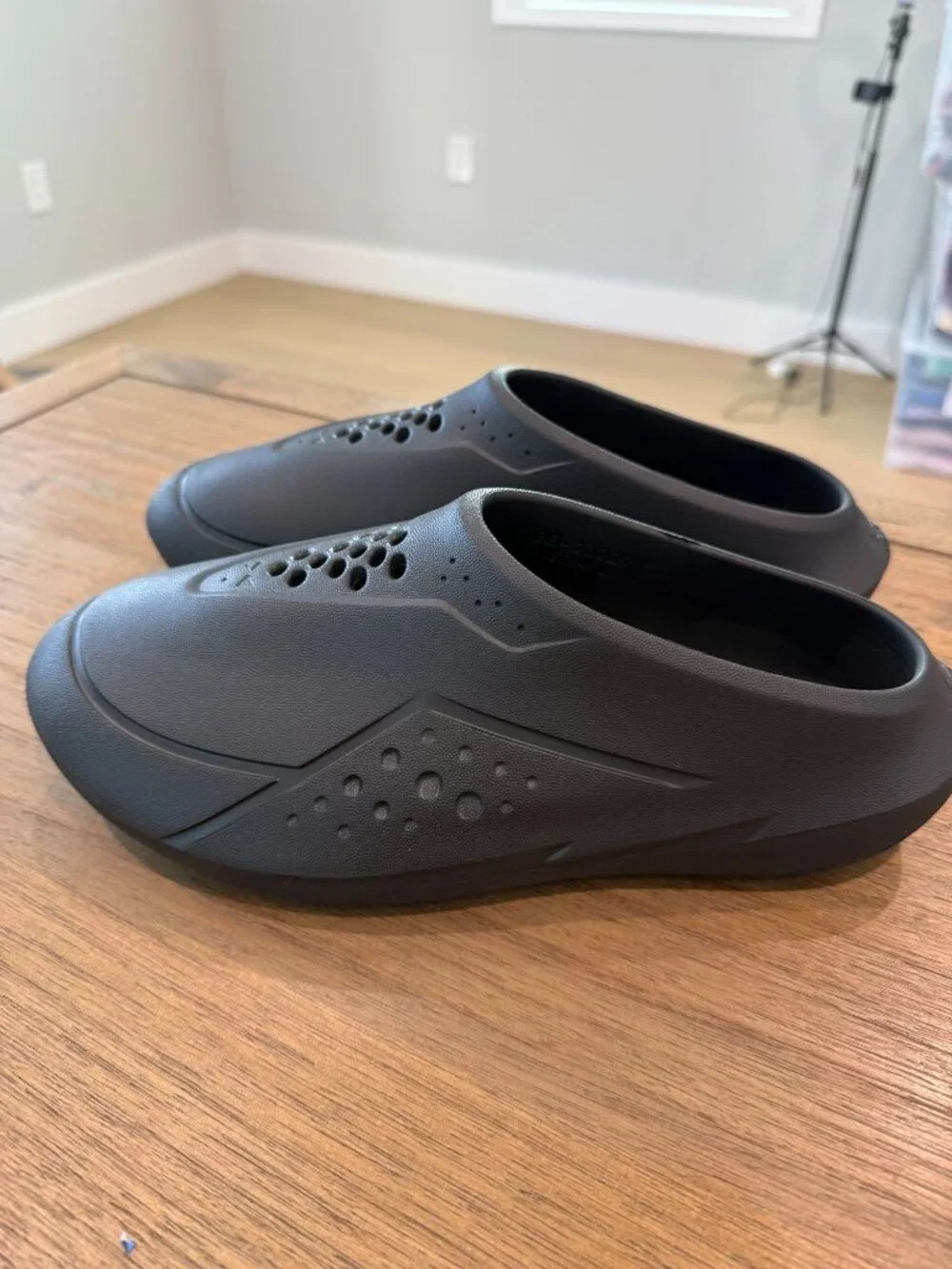 Under Armour Curry Brand Foam Clogs / Slides – Men's Size 7